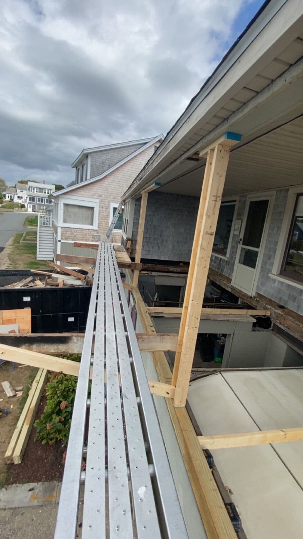 Gallery photos for Reviving 1940s Charm on a North Falmouth Porch: Image #2