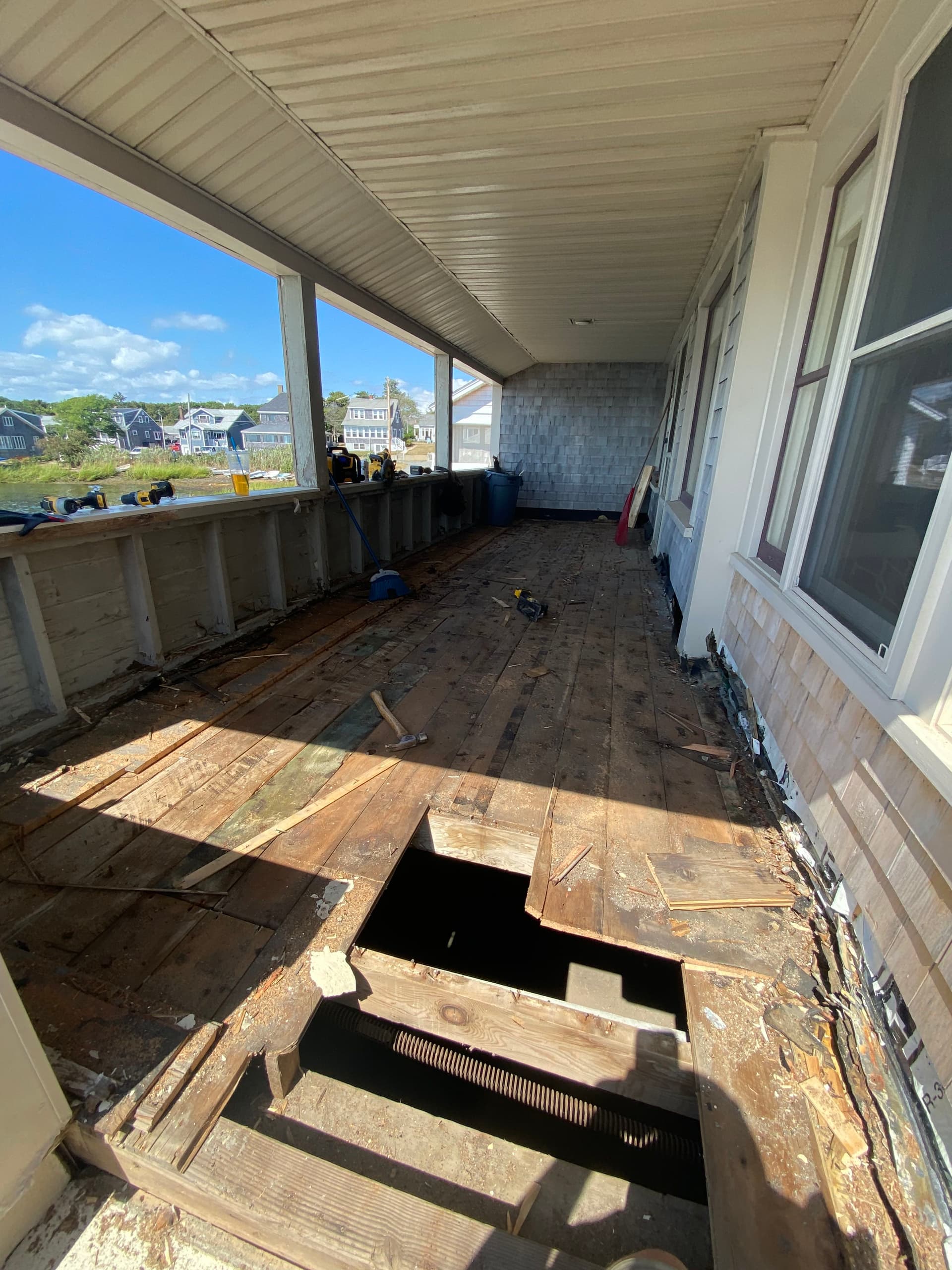 Gallery photos for Reviving 1940s Charm on a North Falmouth Porch: Image #8