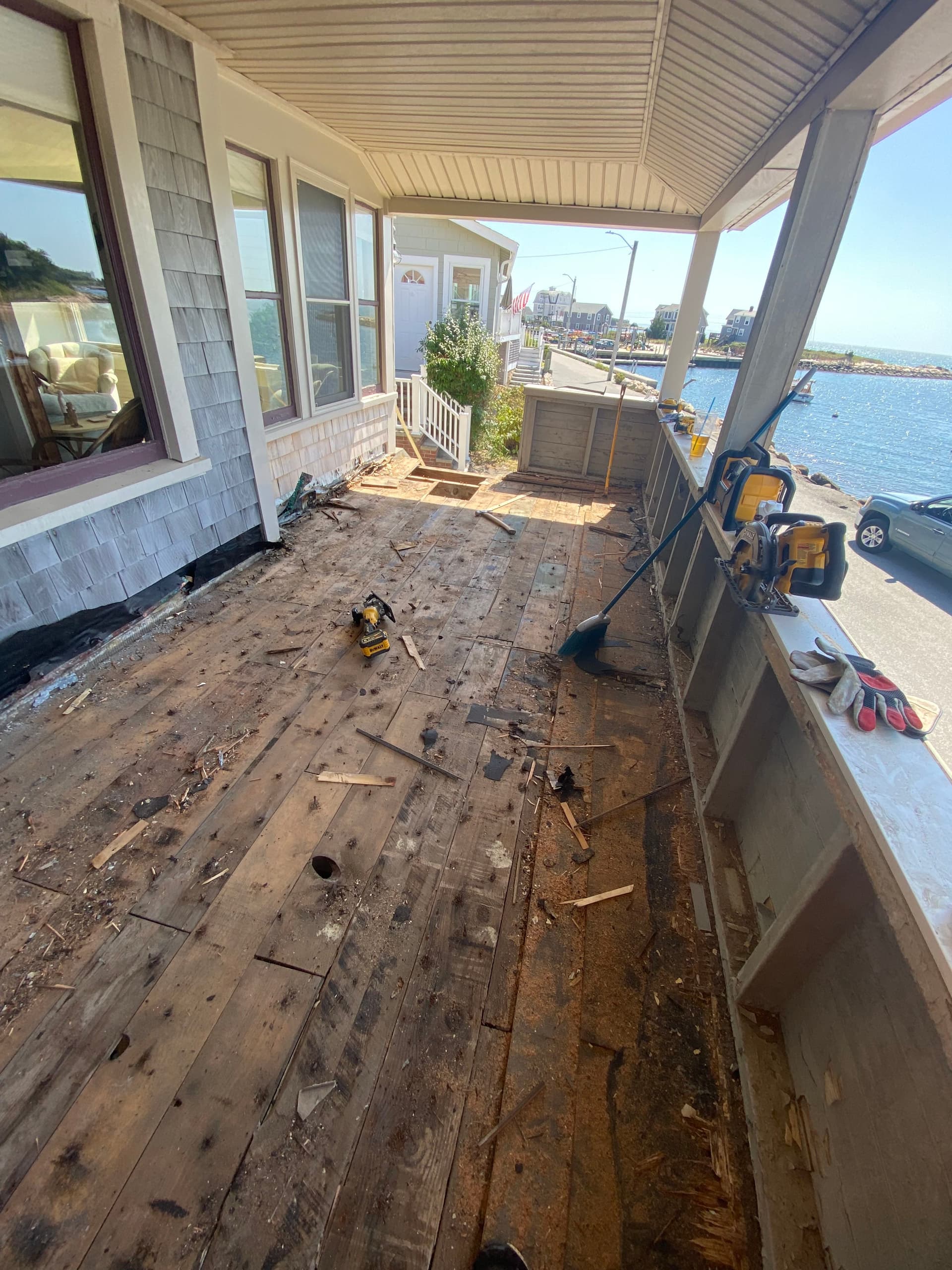 Gallery photos for Reviving 1940s Charm on a North Falmouth Porch: Image #7